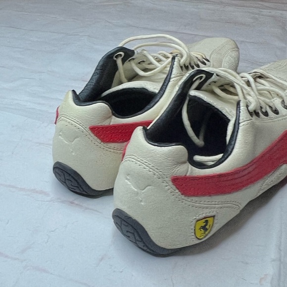 Puma- Ferrari Limited Edition Shoes sz 7.5 - Picture 6 of 14